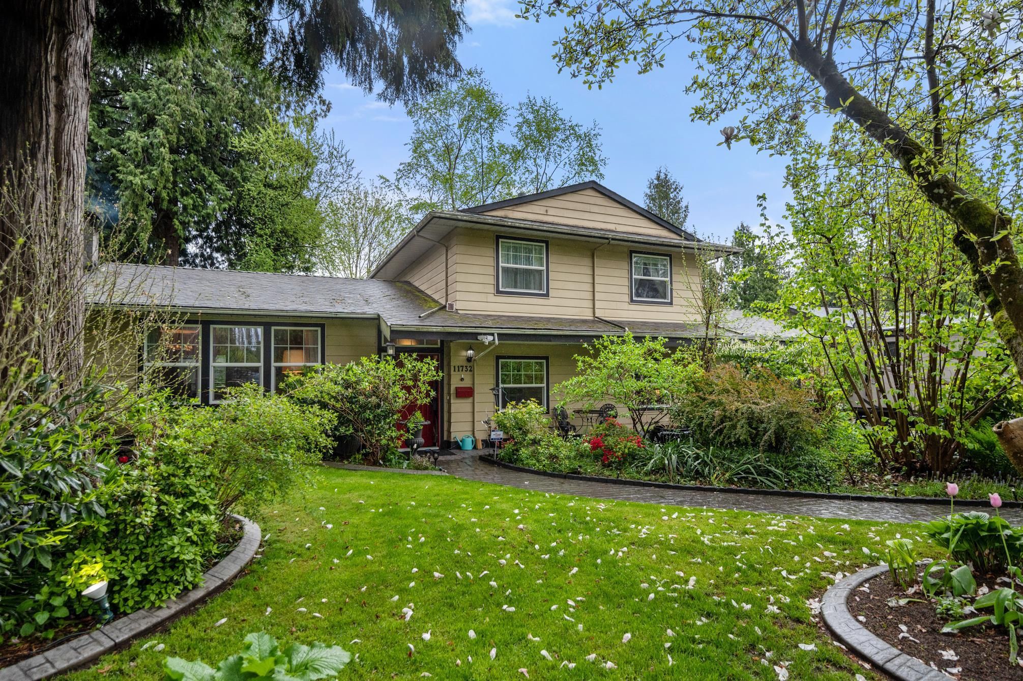 I have sold a property at 11732 FRASERVIEW ST in Maple Ridge